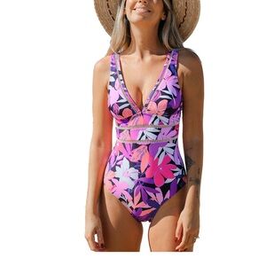 Colorful vibrant, one piece new with tags CUPSHE swimsuit size small